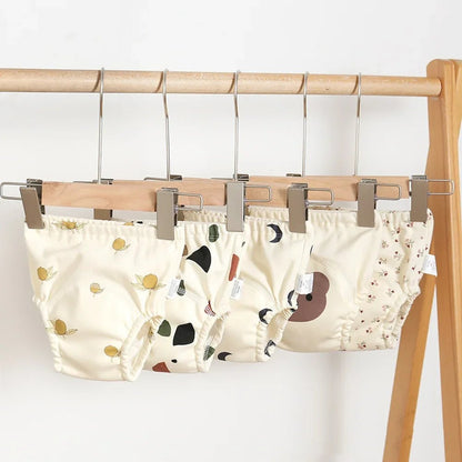 Culottes de propreté pour bébé, douces et absorbantes, idéales pour accompagner les premiers pas vers la propreté, avec des motifs tout doux